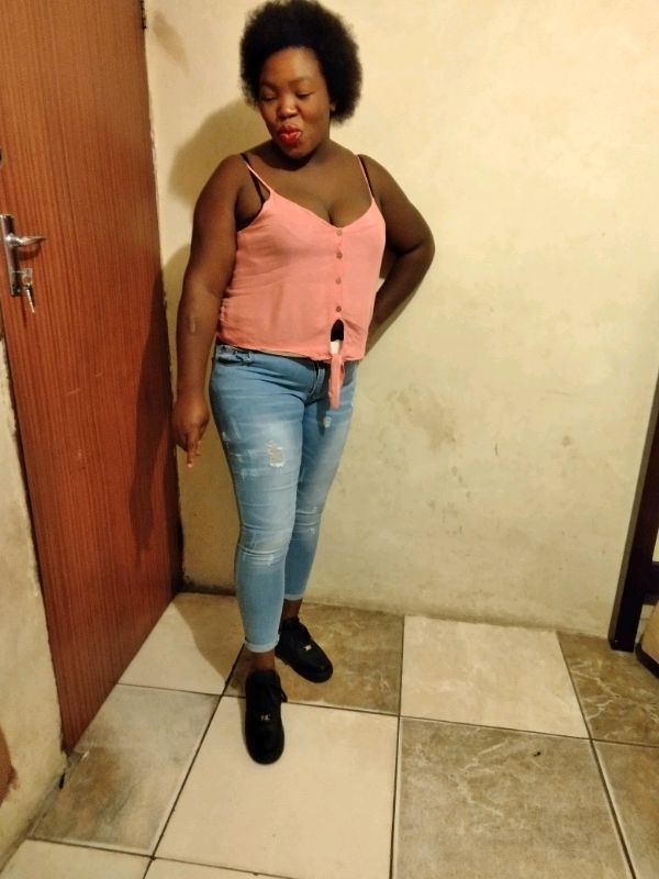 busisiwe Hi.. Meet Women in Cape Town