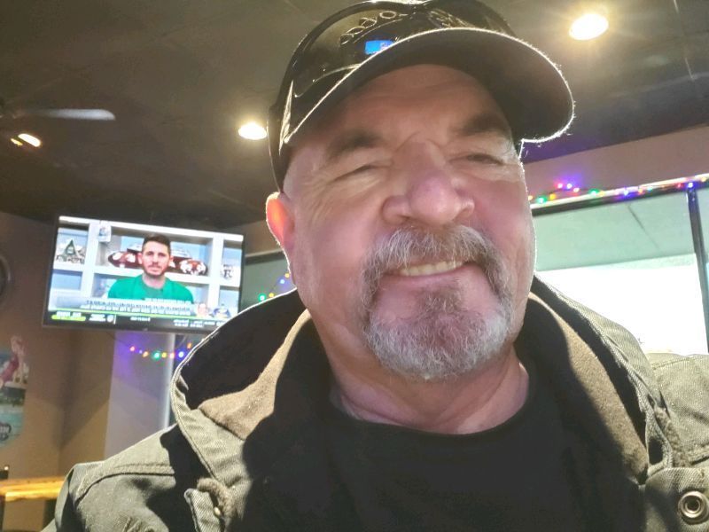 mike Hi.. Single Senior Men in Greensboro